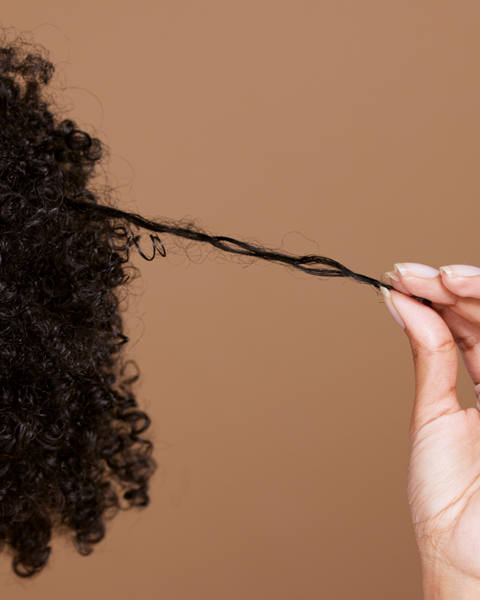 Curly Hair Hot Oil Treatment: How to Deeply Hydrate, Define, and Restore Dry Curls