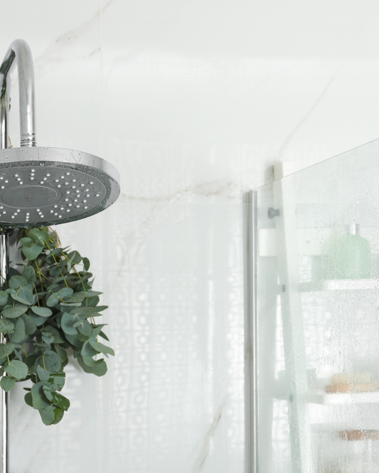 The Perfect Shower Routine for Soft, Glowing Skin (Step-by-Step Body Care Guide)