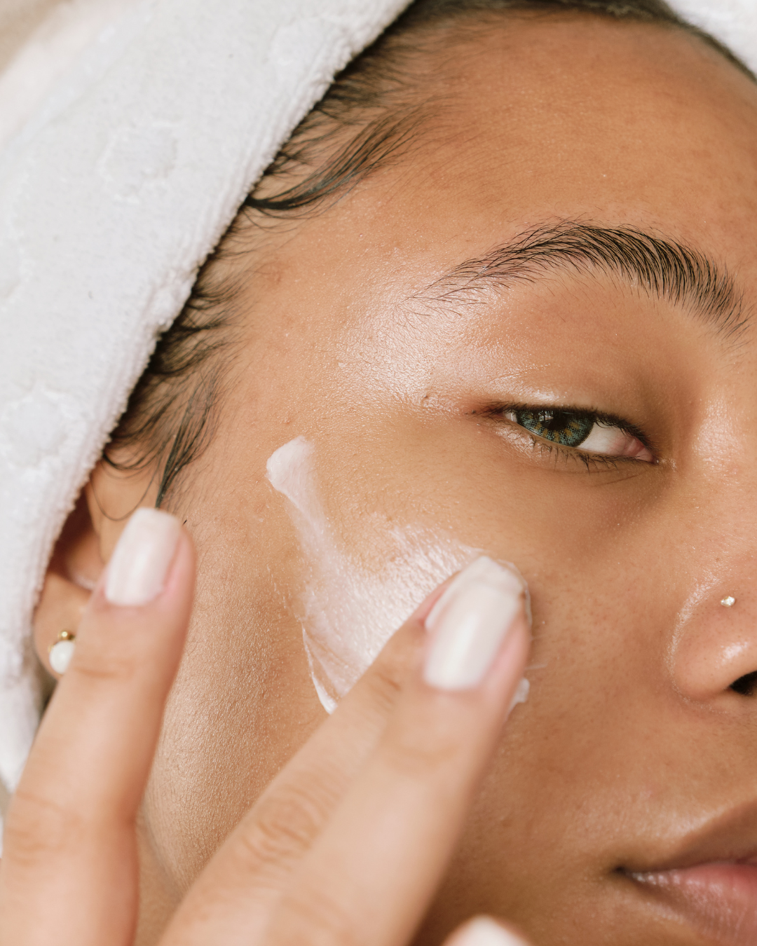 Why Your Skin Is Still Dry After Showering (And How to Fix It for Long-Lasting Hydration)